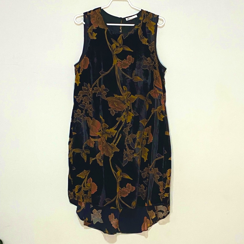 Velvet floral beautiful sheath dress